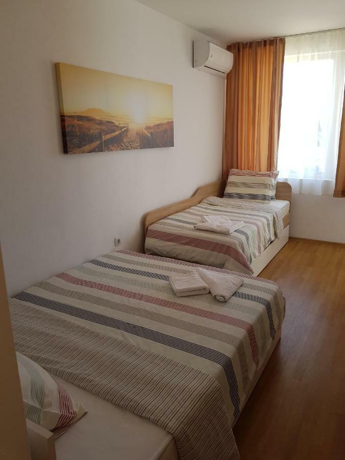Aquapark Apartment Sunny Beach Buitenkant foto
