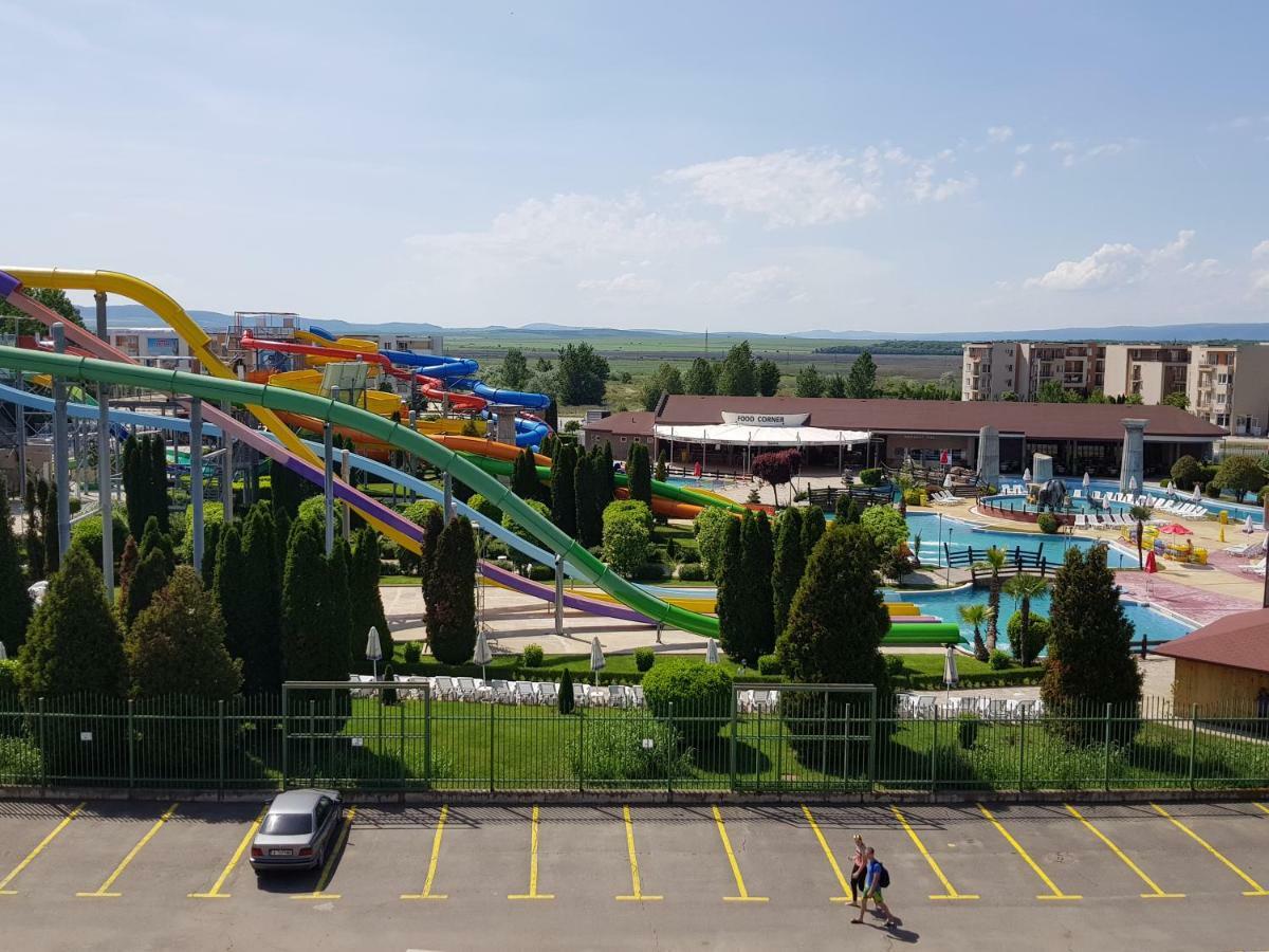 Aquapark Apartment Sunny Beach Buitenkant foto